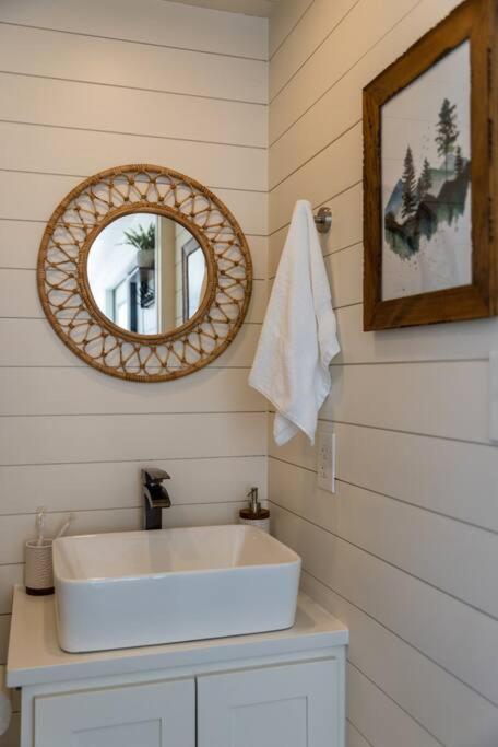 New The Sunset Luxury Container Home Fredericksburg Zewnętrze zdjęcie